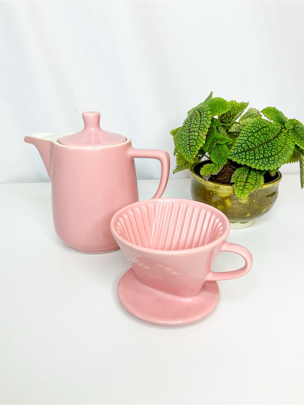 VINTAGE MIDCENTURY 70s Melitta Pink Ceramic Pour-Over Coffee Dripper and Carafe